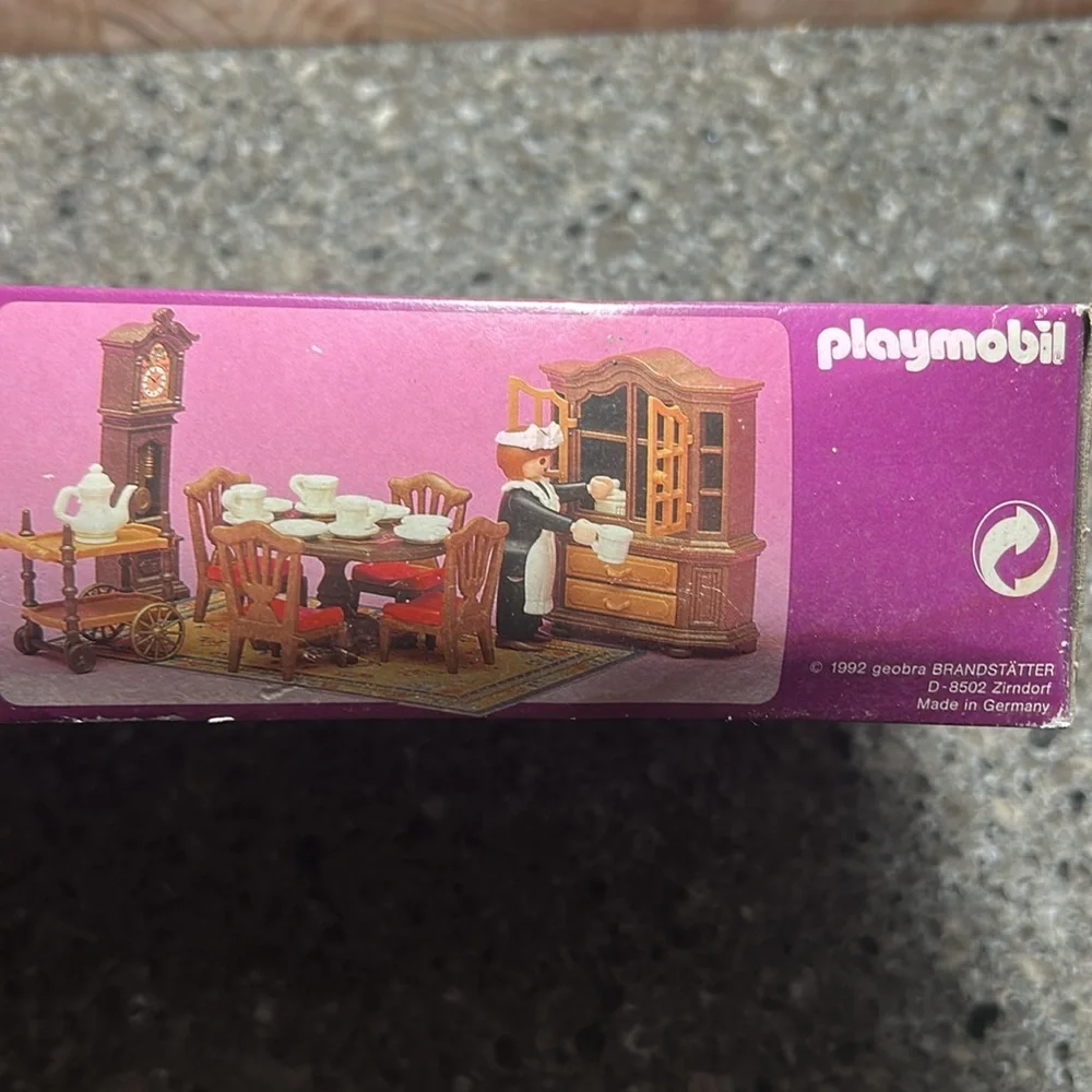 Playmobil never opened